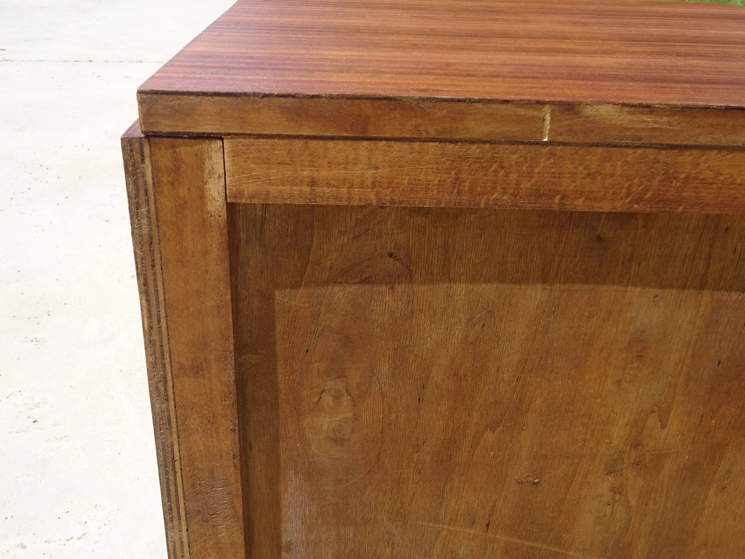 Art Deco filing cabinet, column shape