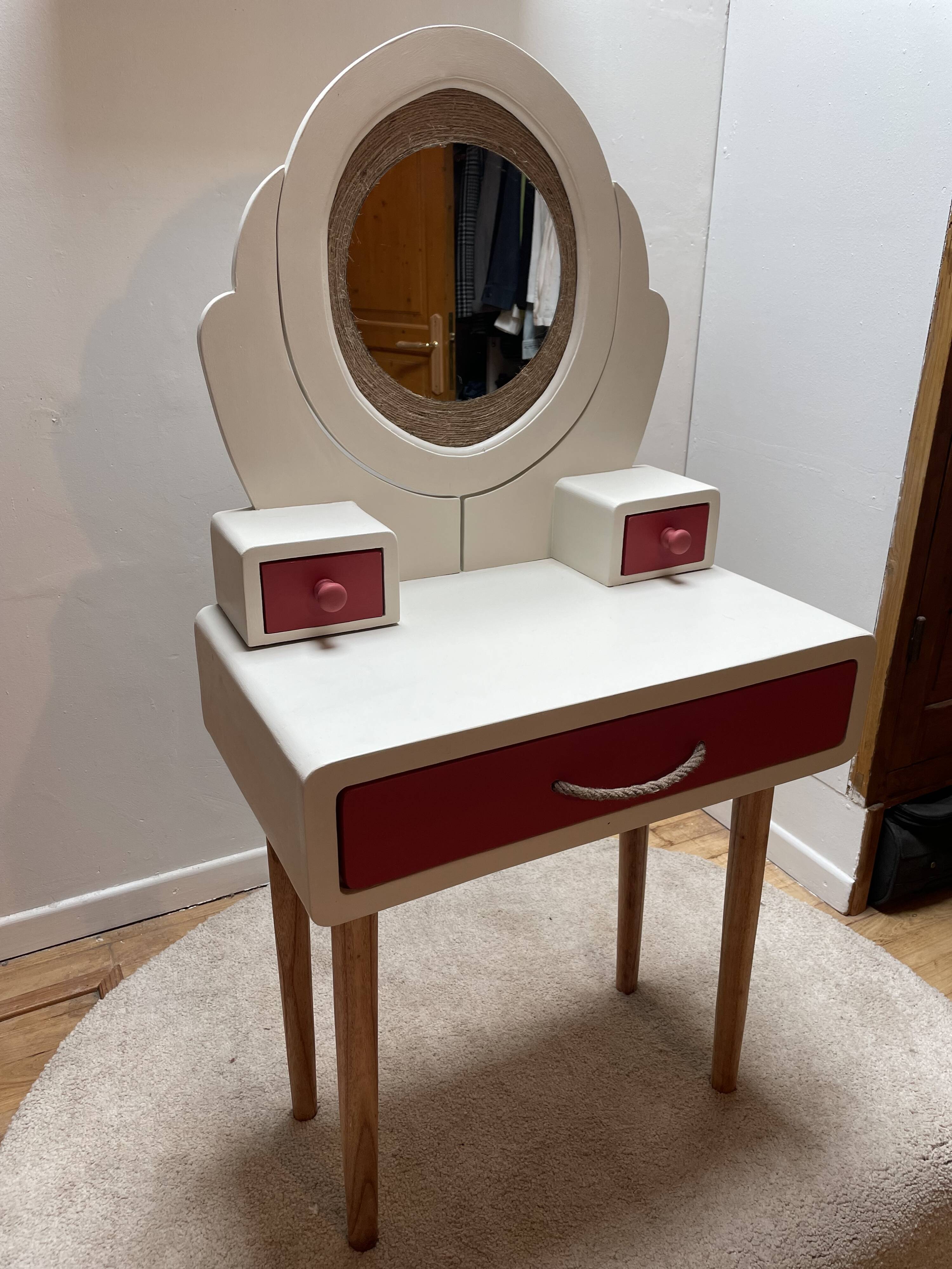 Wooden dressing table with beige and red baroque style mirror
