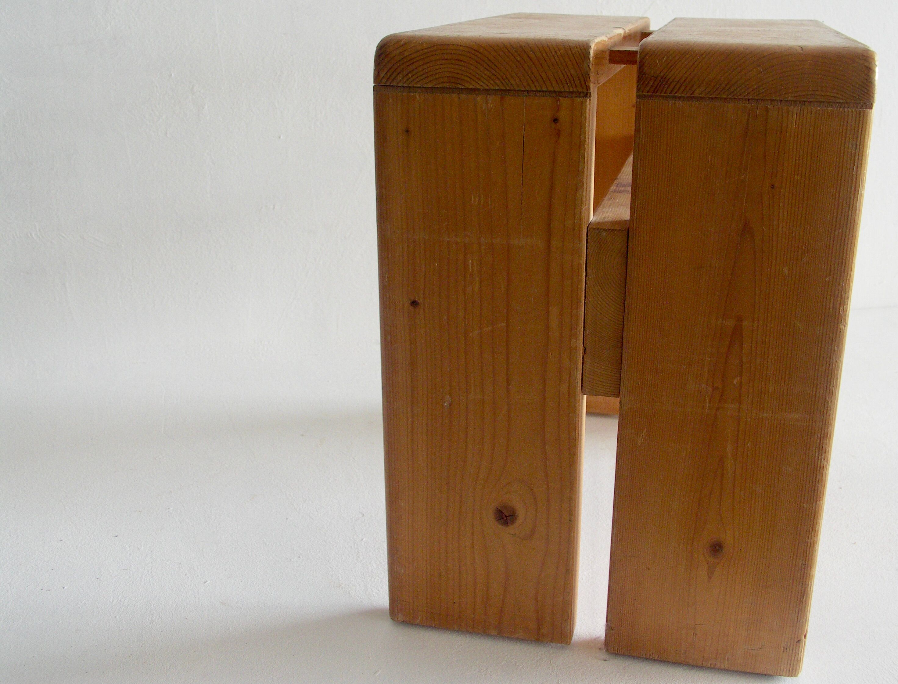 Charlotte Perriand, bench ''Les Arcs'