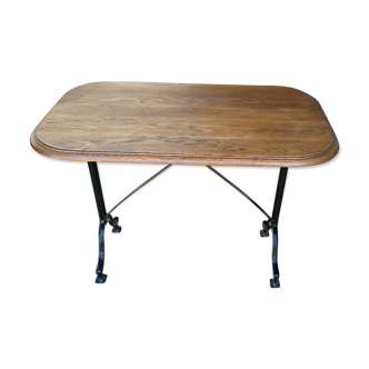 Bistro table