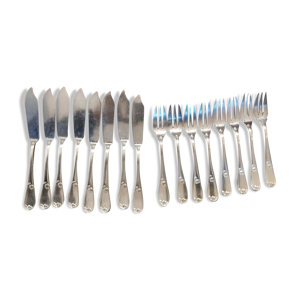 Service à poisson 16