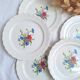 Assiettes à desserts à fleurs vintage