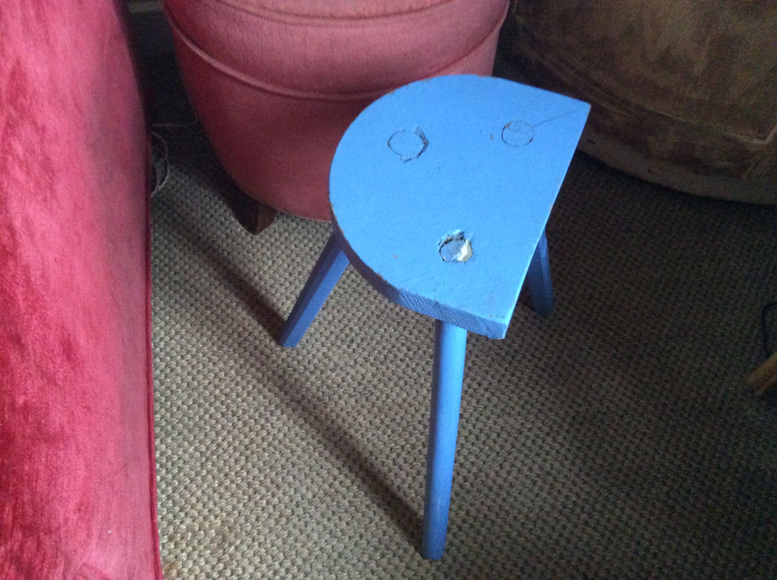 Tripod stool