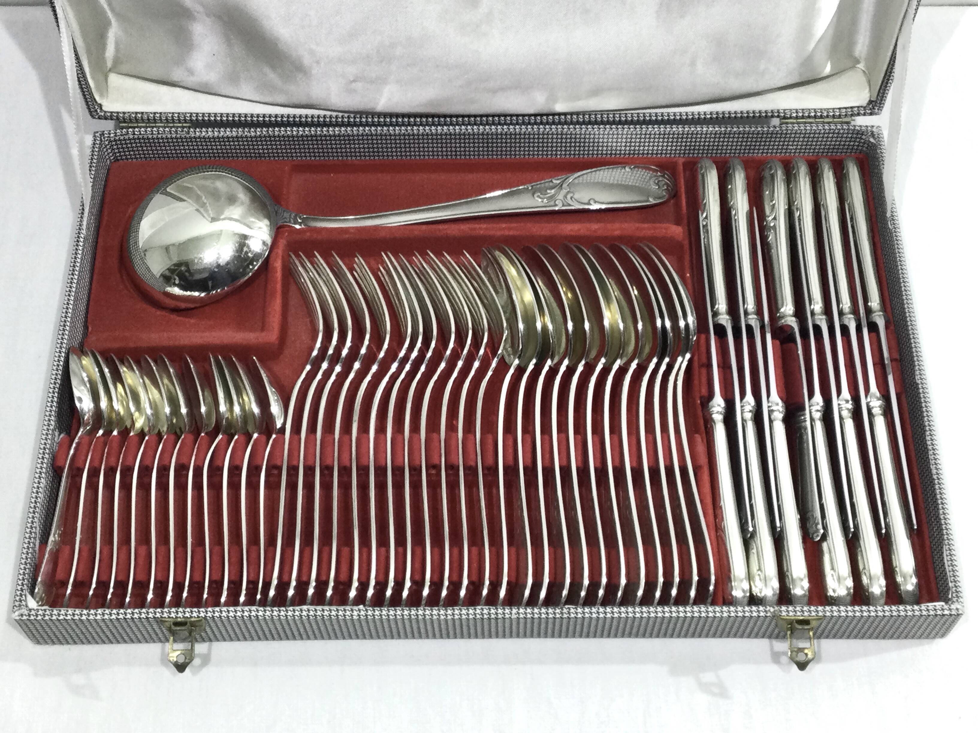 49-piece cutlery set in Louis XV silver-plated metal