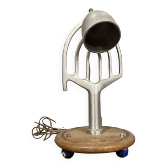 Design industriel du XXeme siècle : lampe de créateur vers 1980