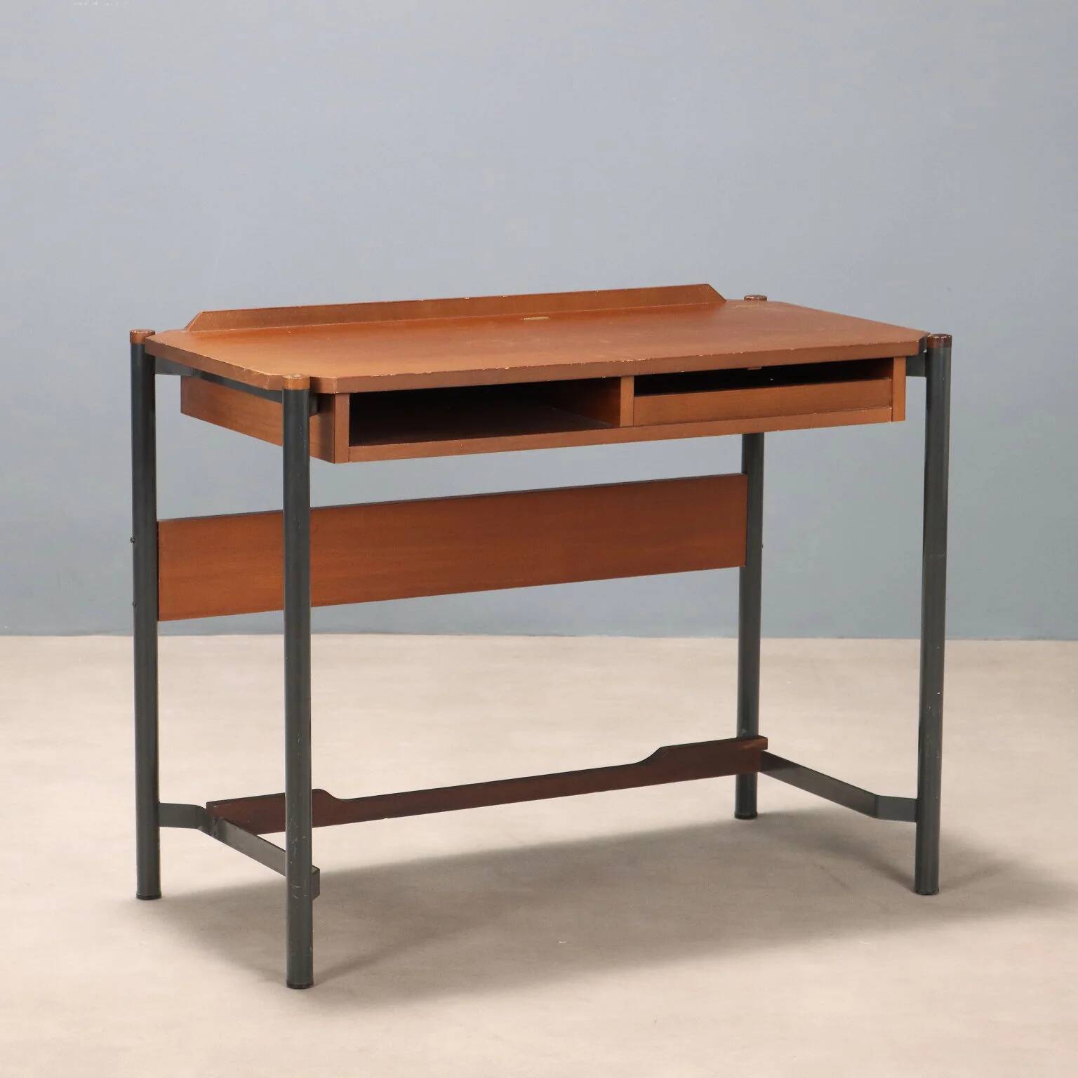 Vintage mahogany veneer hairdresser design Italy 1960s