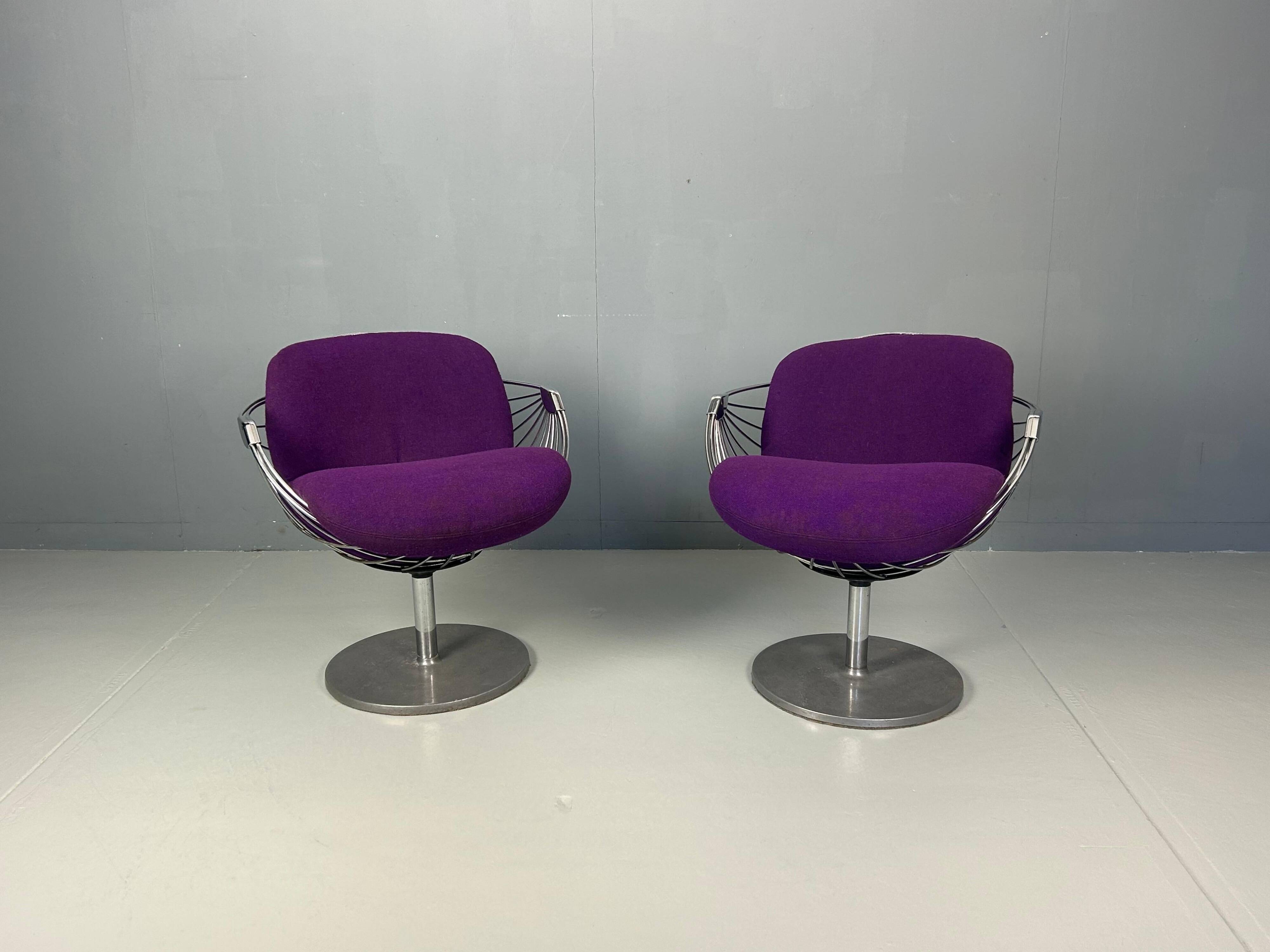 Rudi Verelst Set of 2 Original "Atomic" Ball Wire Lounge chairs, 1971