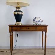 Console en merisier aux pieds tournés et tiroir – charme classique
