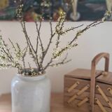 Light sandstone planter