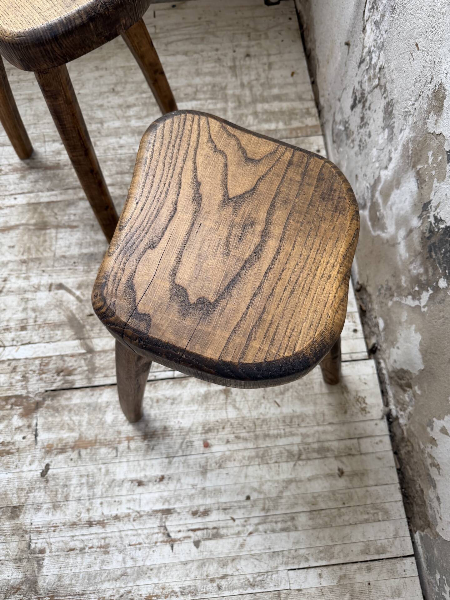 Paire de tabourets Henri Bataille chêne