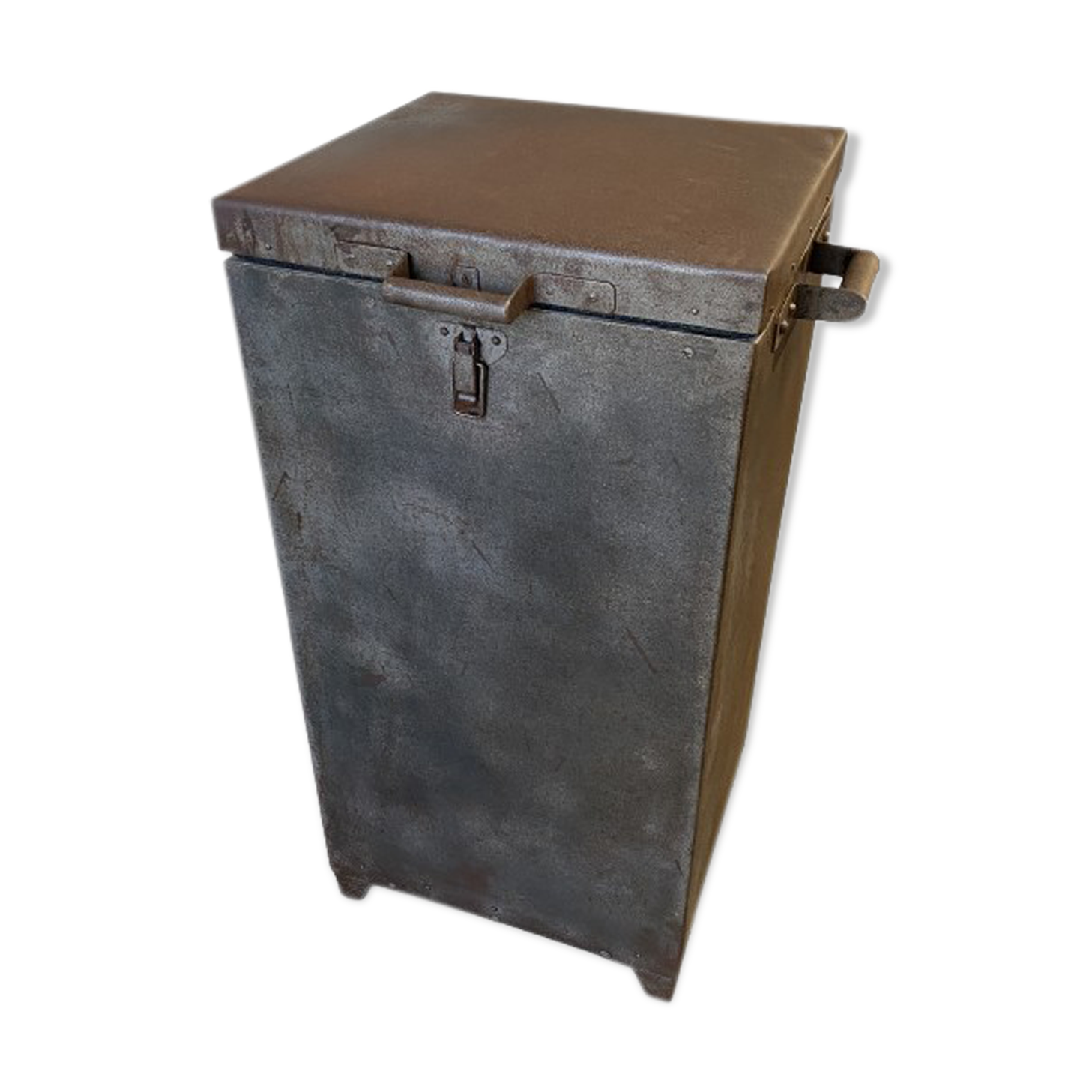 Old 1950 metal cooler