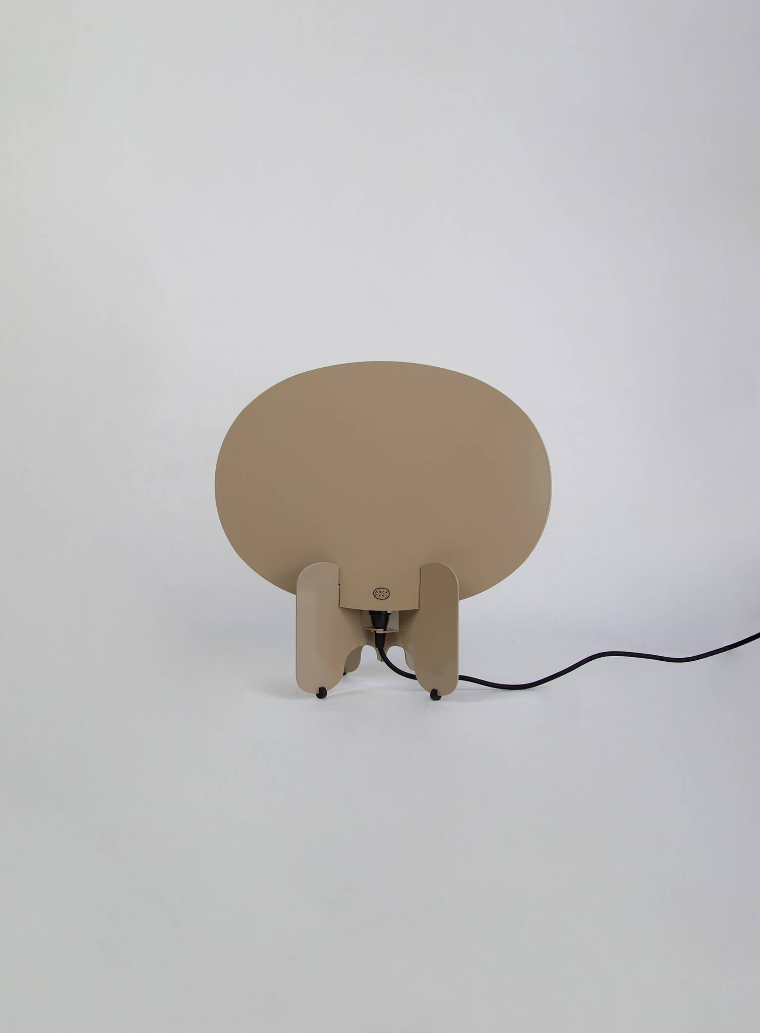 Beige lacquered Aurora lamp