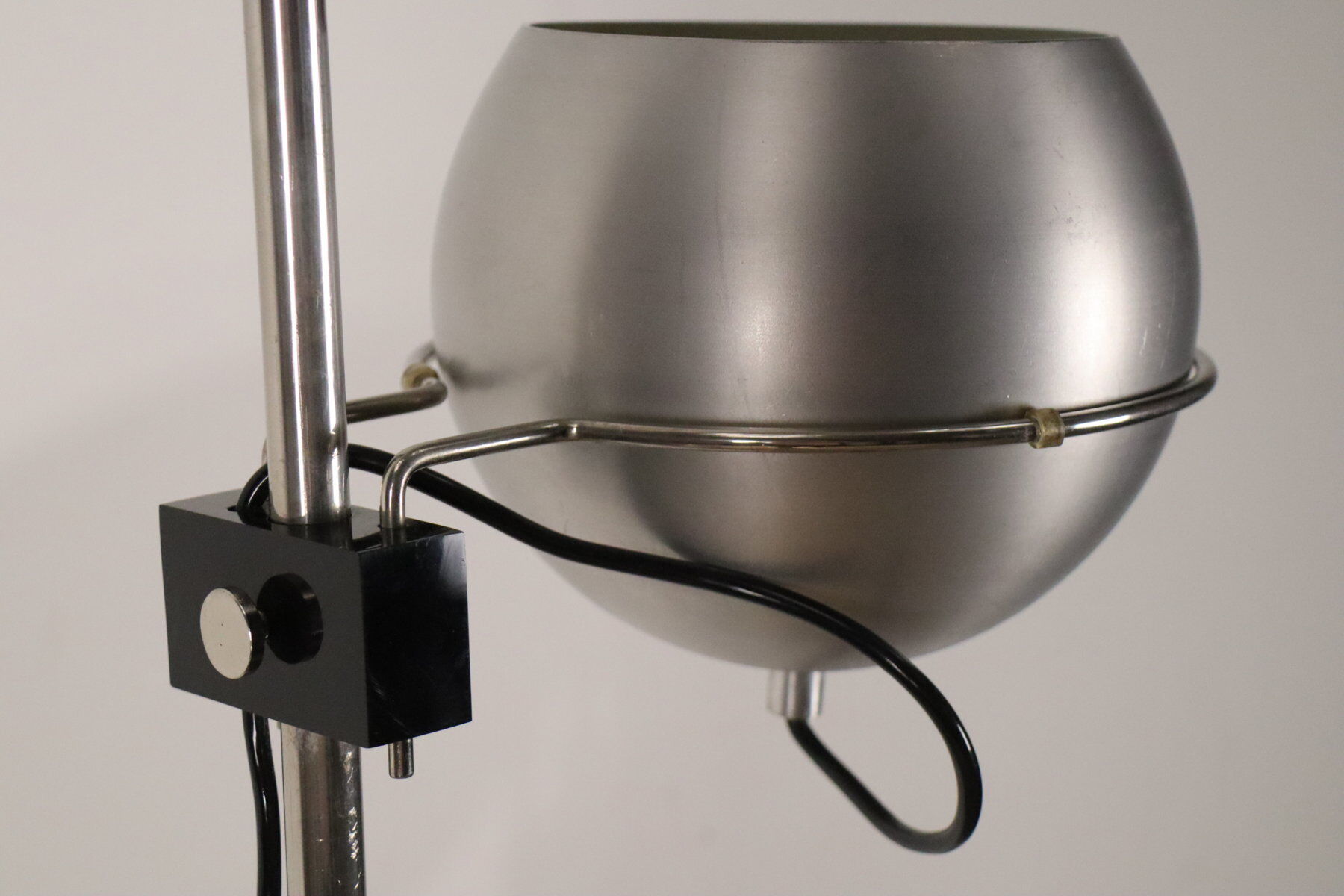 Vintage "Eyeball" floor lamp by Goffredo Reggiani - 1970