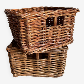 Set of square-shaped wicker baskets