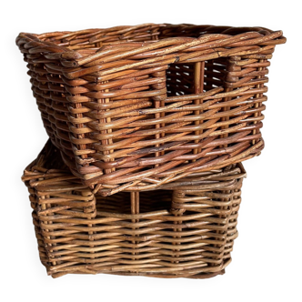 Set of square-shaped wicker baskets