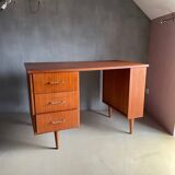 Desk 1970 - 3 drawers and tapered legs