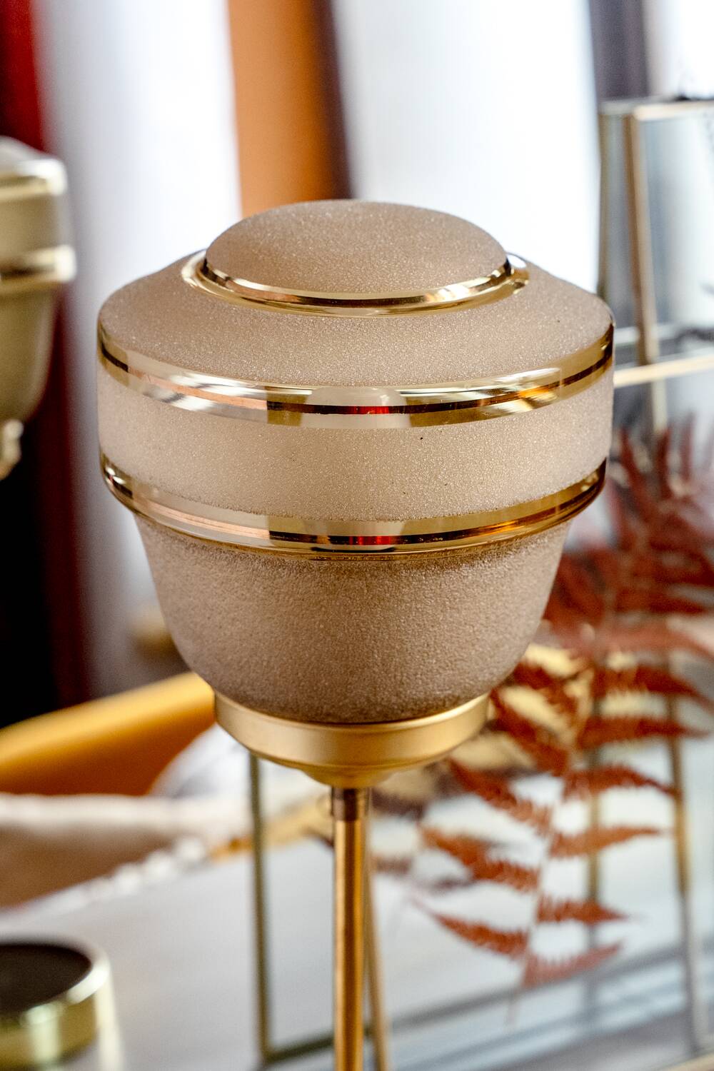Lampe à poser avec globe vintage