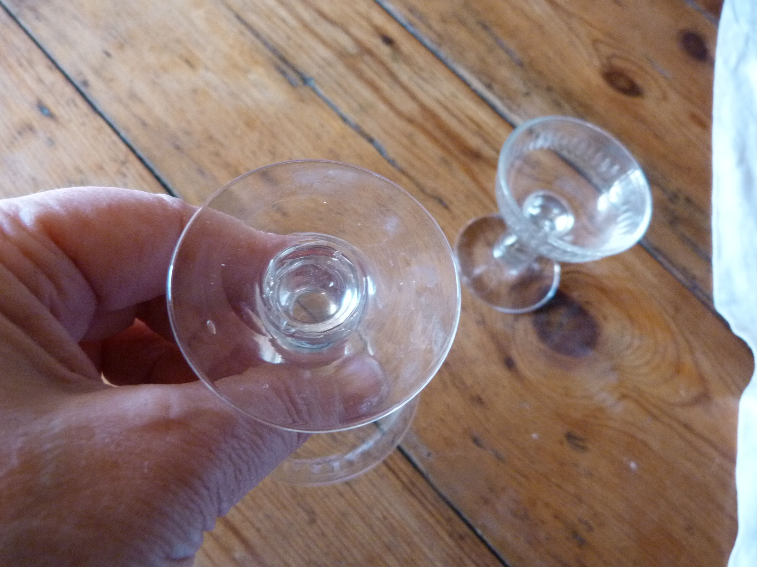 Set of 2 old foot glasses for liqueur