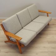 Canapé en chêne, design danois, années 1960, designer : Hans J. Wegner, fabricant : Getama