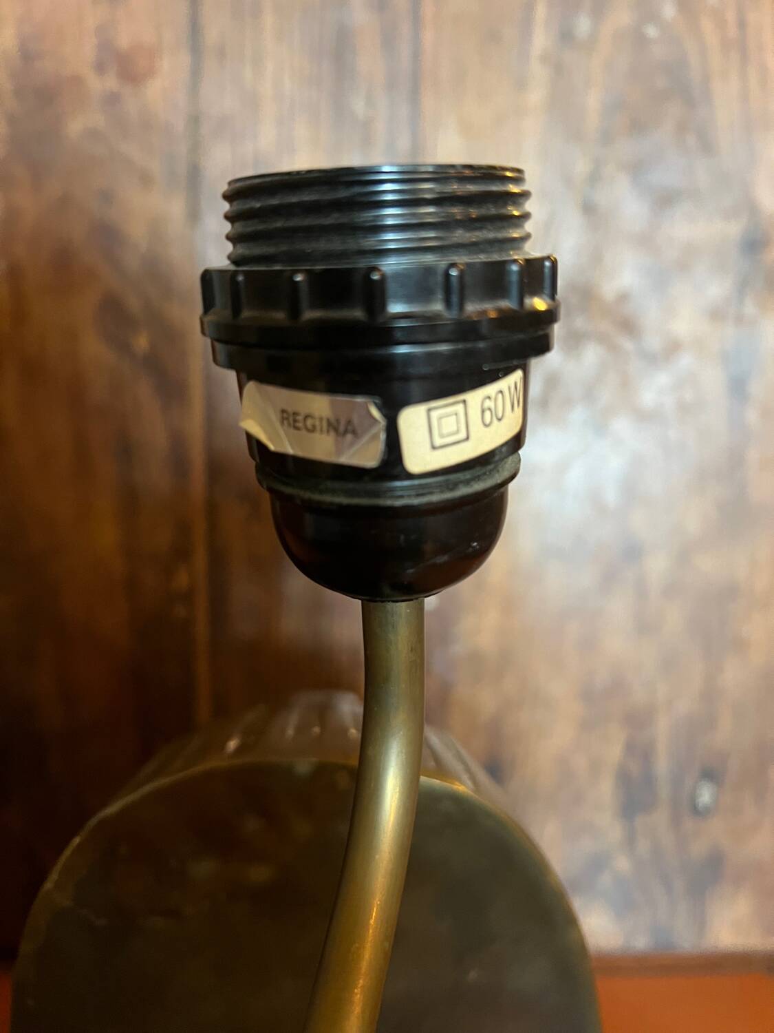 Lampe pharaon en bronze de style Hollywood Regency