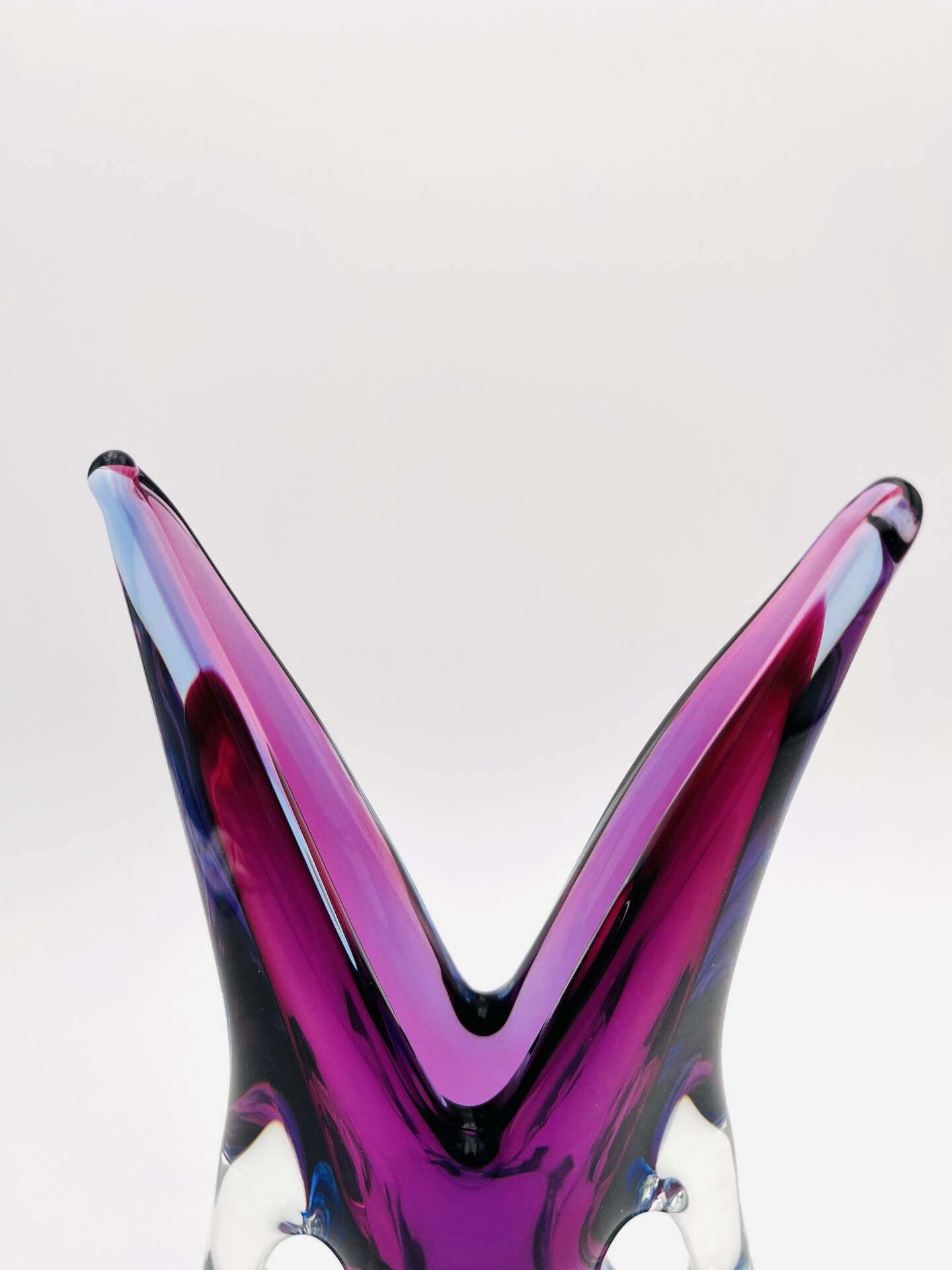 Large Sculptural Murano Vase - Flavio Poli - Sommerso - 1960