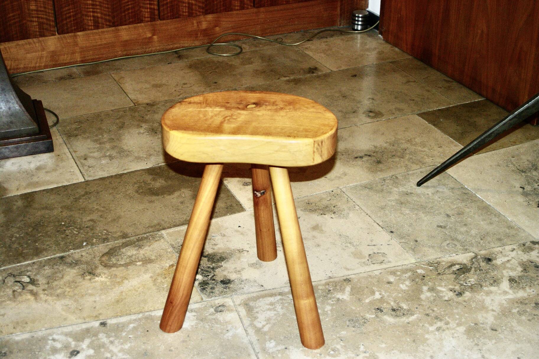 Vintage tripod stool in solid elm denmark 1960s