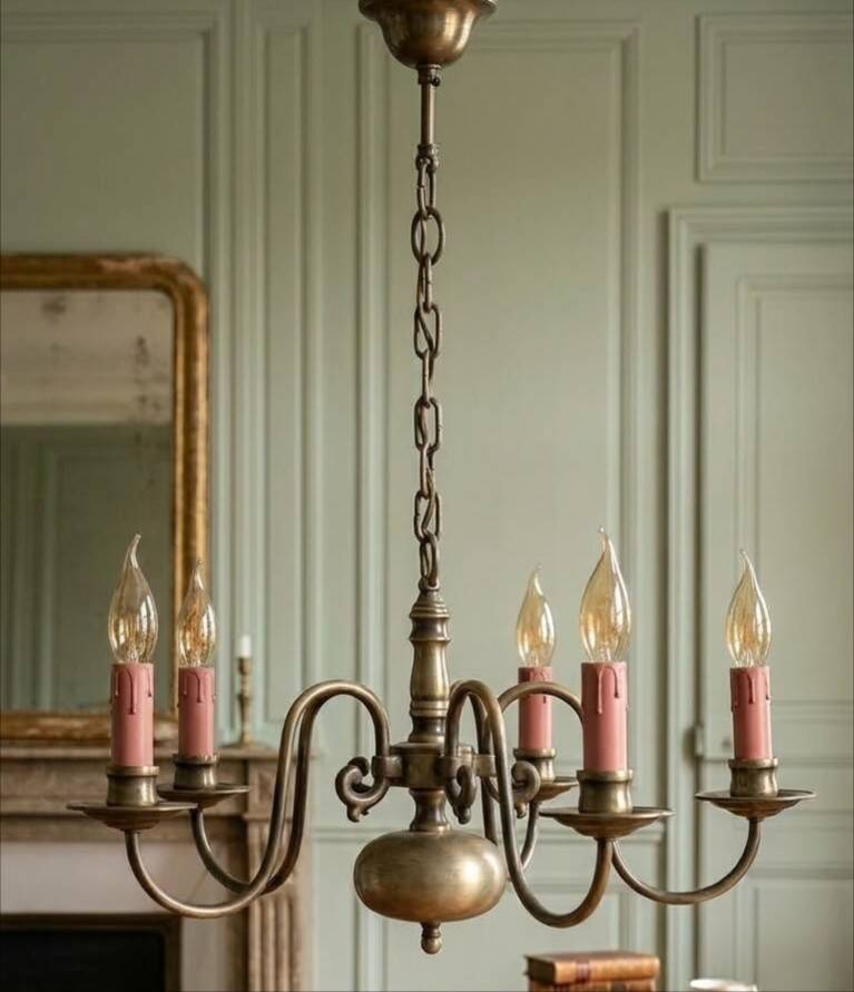 Magnificent Vintage Dutch Chandelier in Patinated Brass – 5 Arms