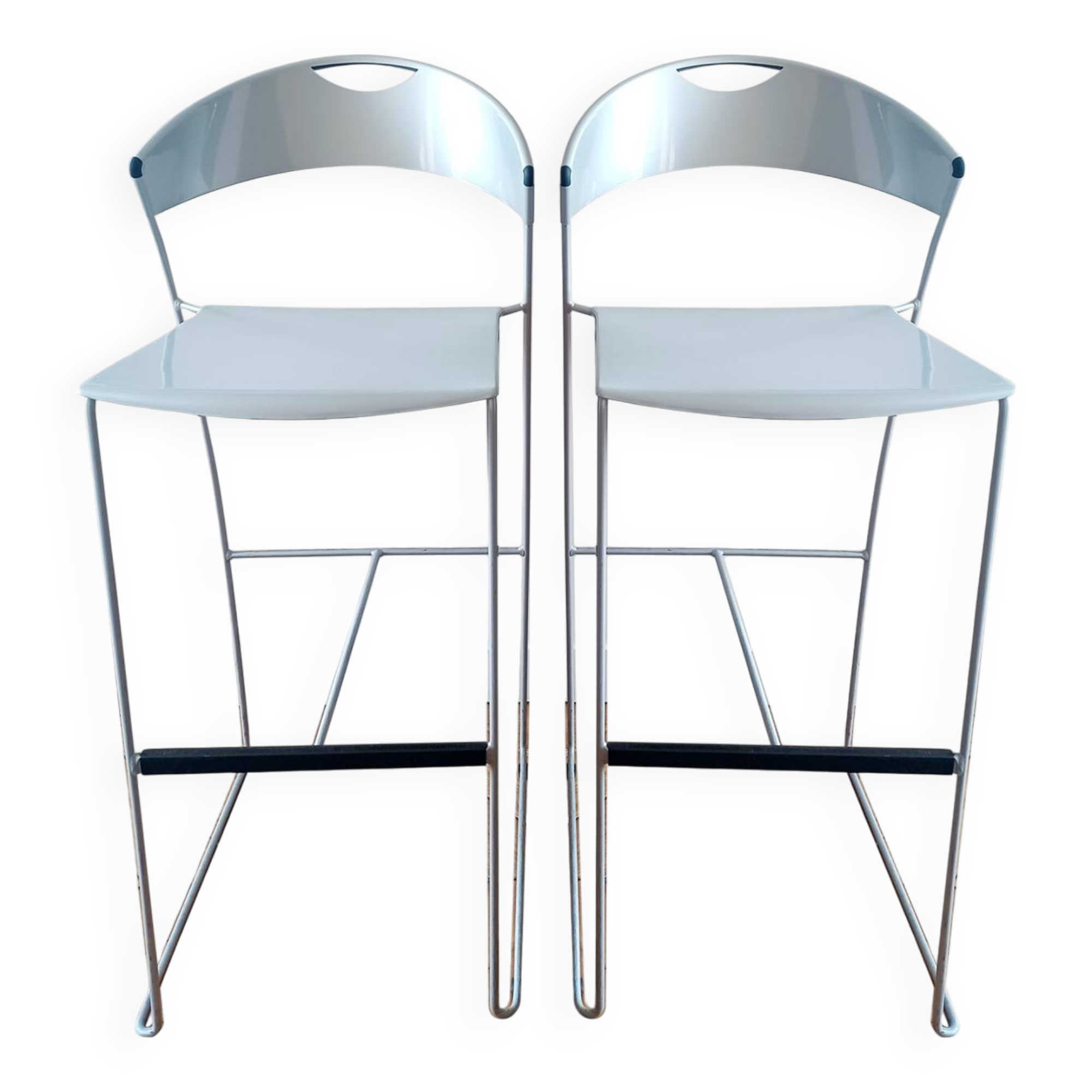 2 tabourets de bar, modèle Juliette par Cerruti Baleri