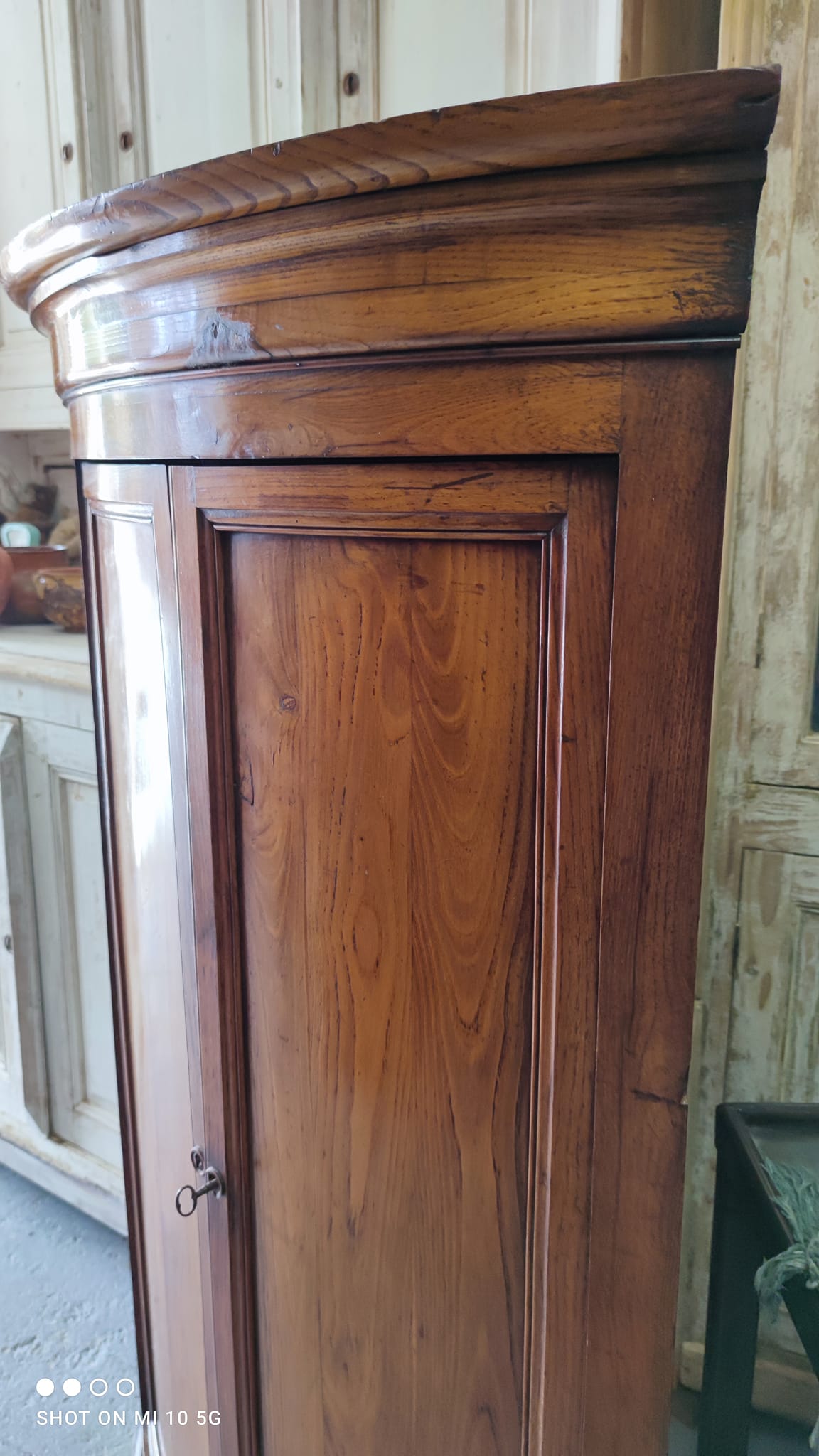 Corner cabinet in solid ash, circa 1840