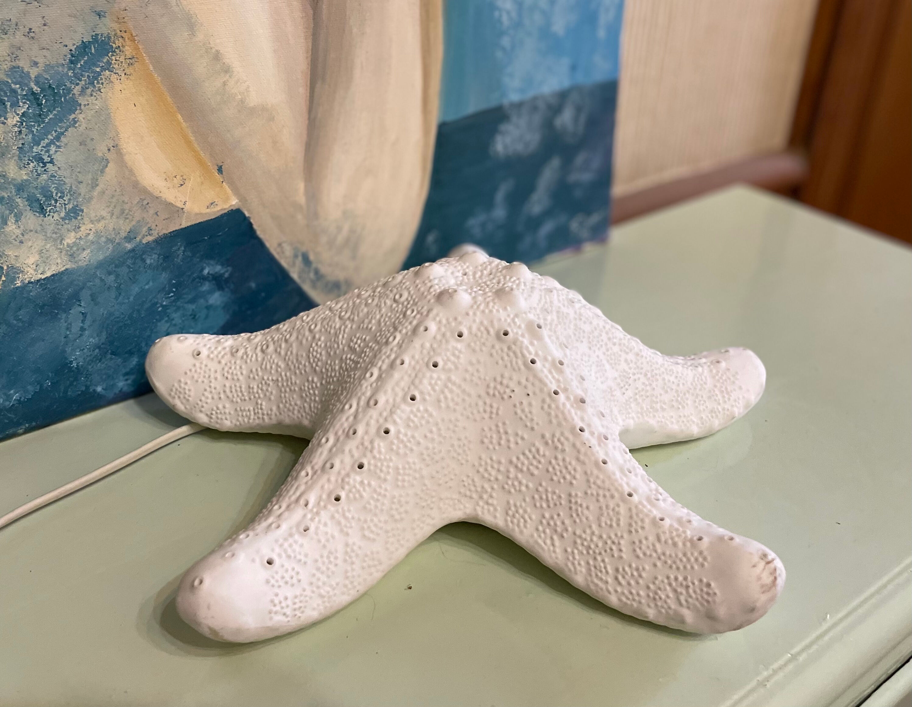 Porcelain wall lamp starfish design