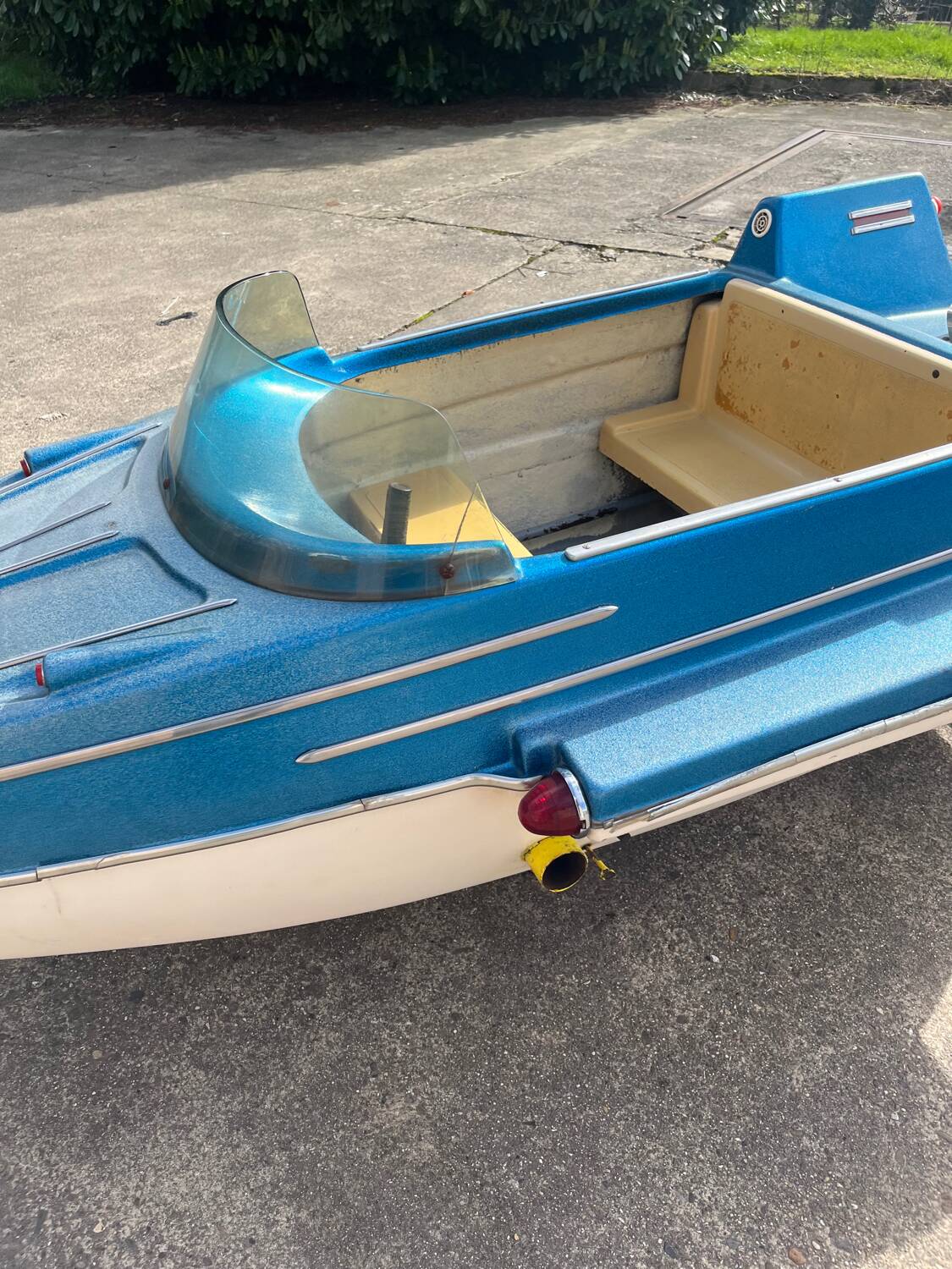 Space shuttle godbille ride subject