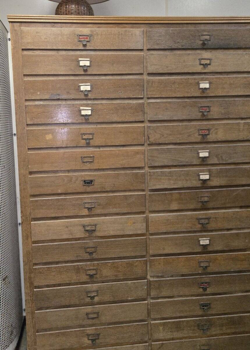 Large workshop cabinet with drawers – antique workshop / hardware / No. 2