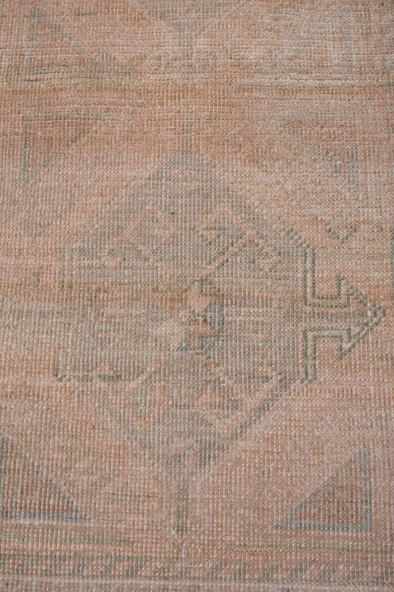 Vintage handmade Turkish rug 57x122 cm