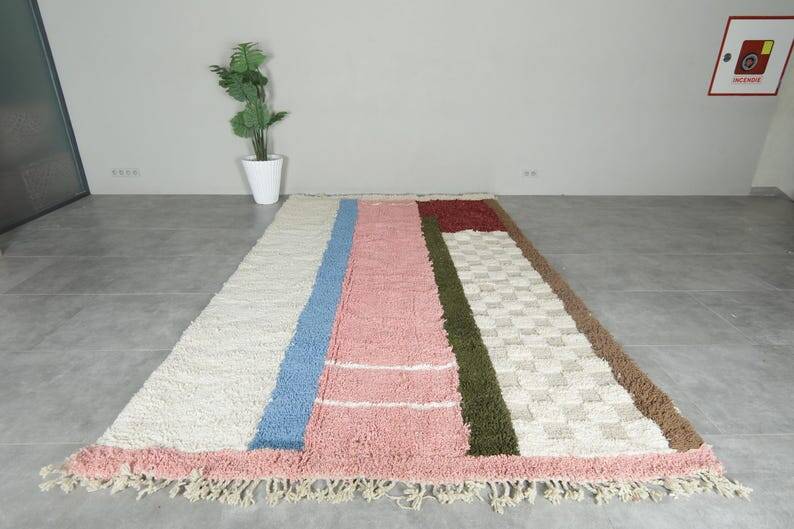 Traditional handmade pure wool Berber rug 2/3 m