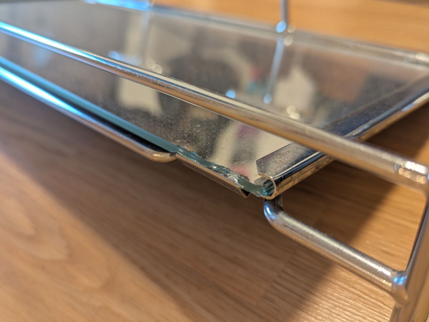 Coat rack with 4 hooks, mirror, chrome metal