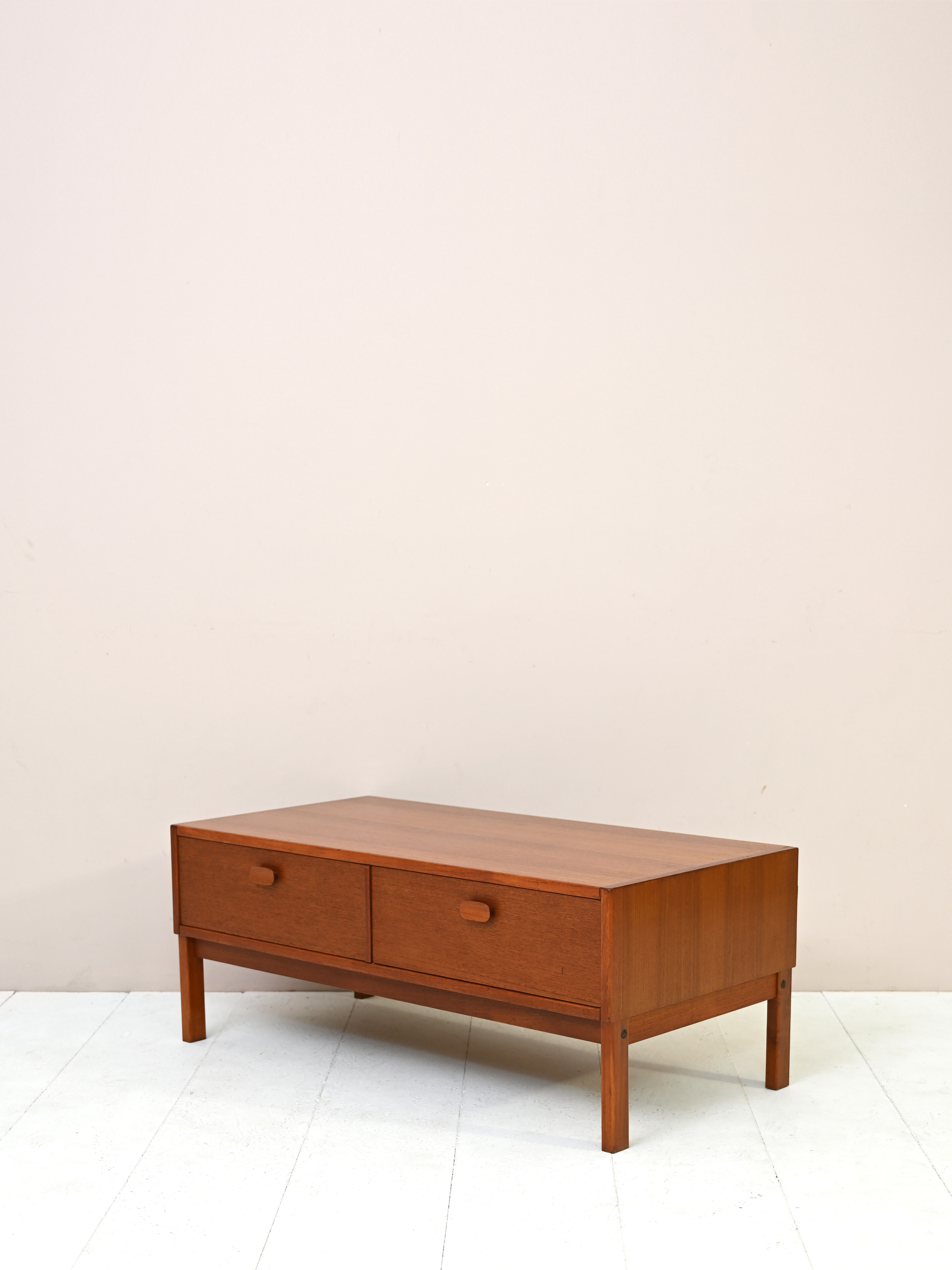 Vintage TV cabinet manufactured by Ulferts