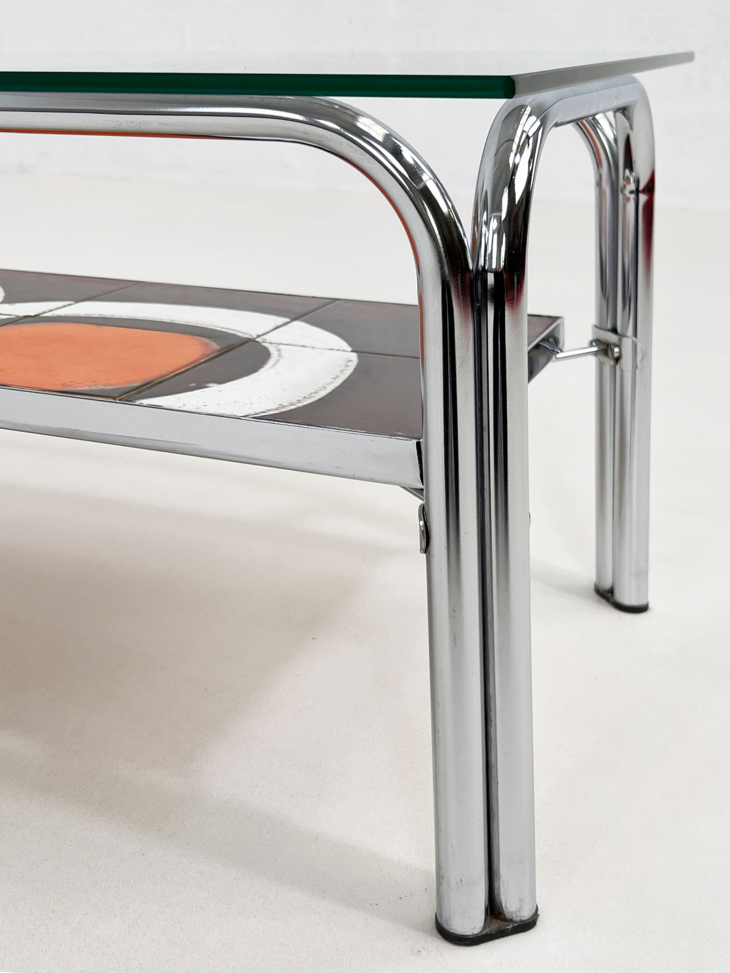 Coffee table of the 60s - 70s in ceramic, chrome and glass