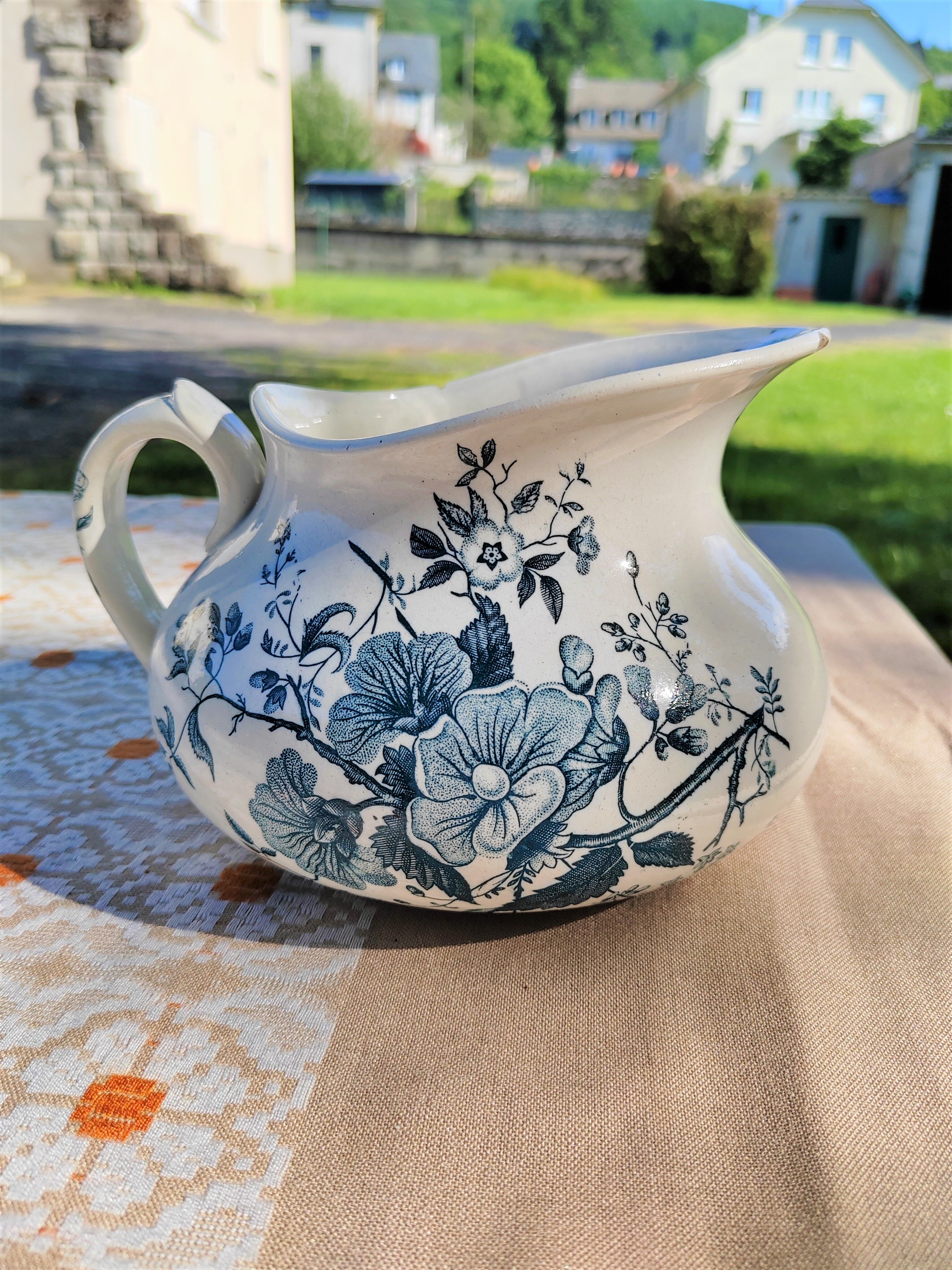 Bathroom pitcher blue floral decoration - Tierra del Fuego de Grigny