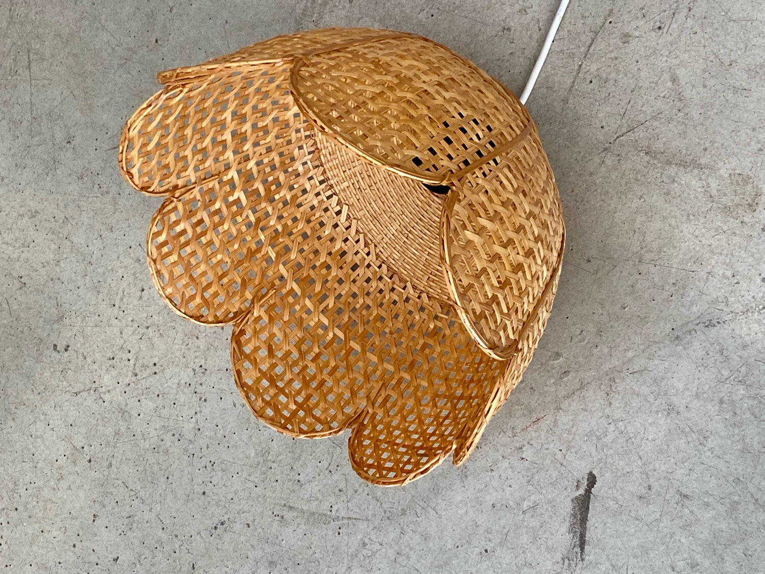 Rattan pendant light