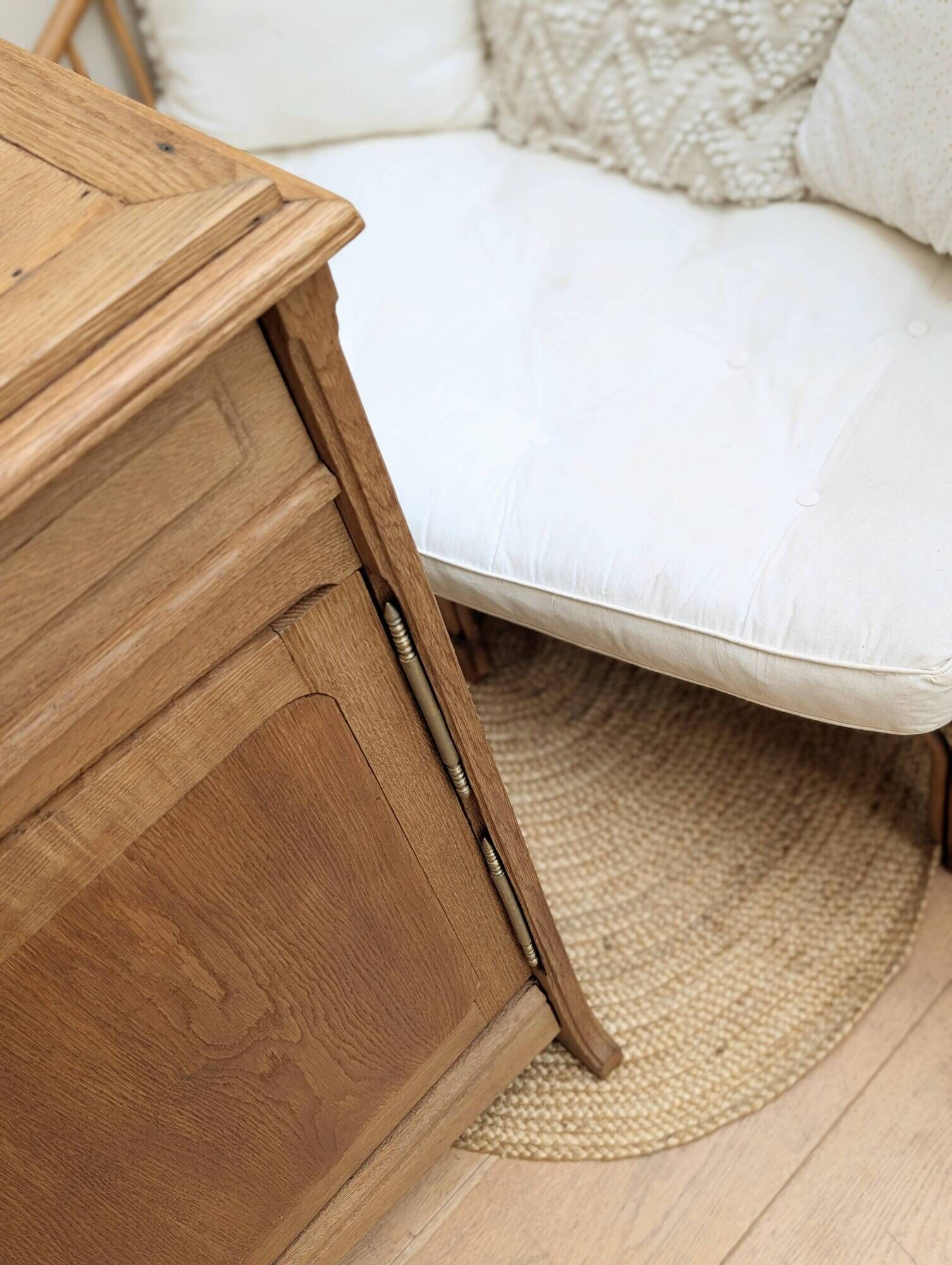 Renovated antique Parisian buffet in oak in Art Nouveau style.
