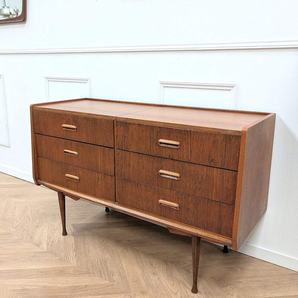Commode avec coiffeuse intégrée