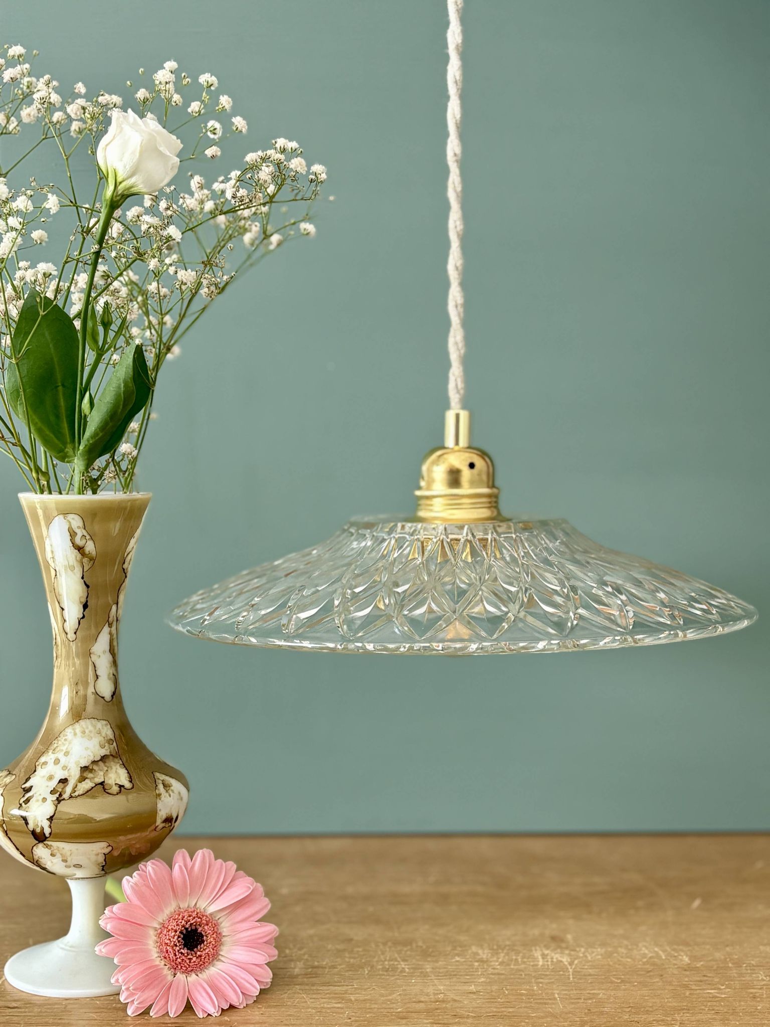 Suspension abat-jour vintage en verre moulé - collection vaisselle -