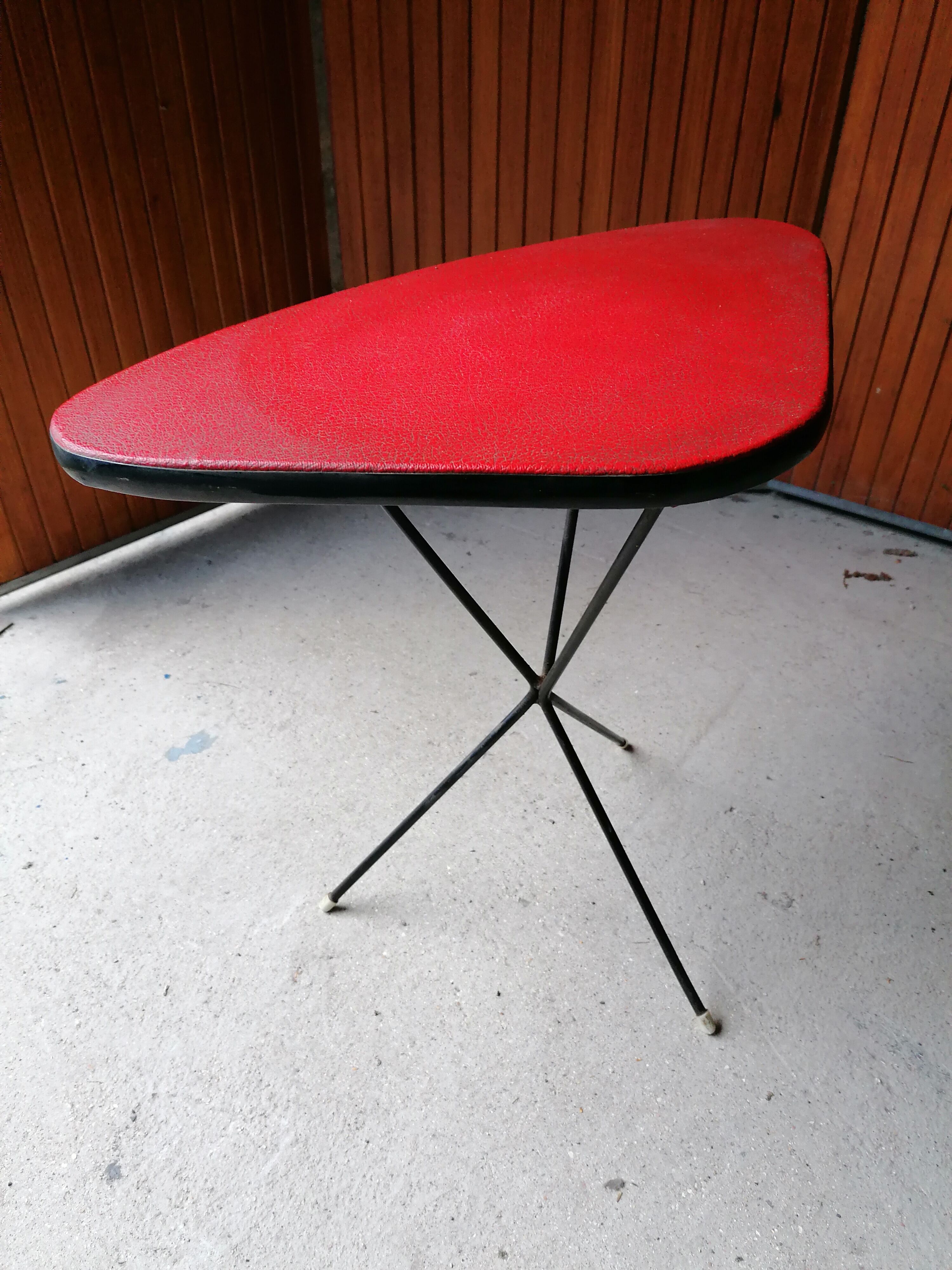 Cocktail table extra cocktail steel imitation vintage pedestal