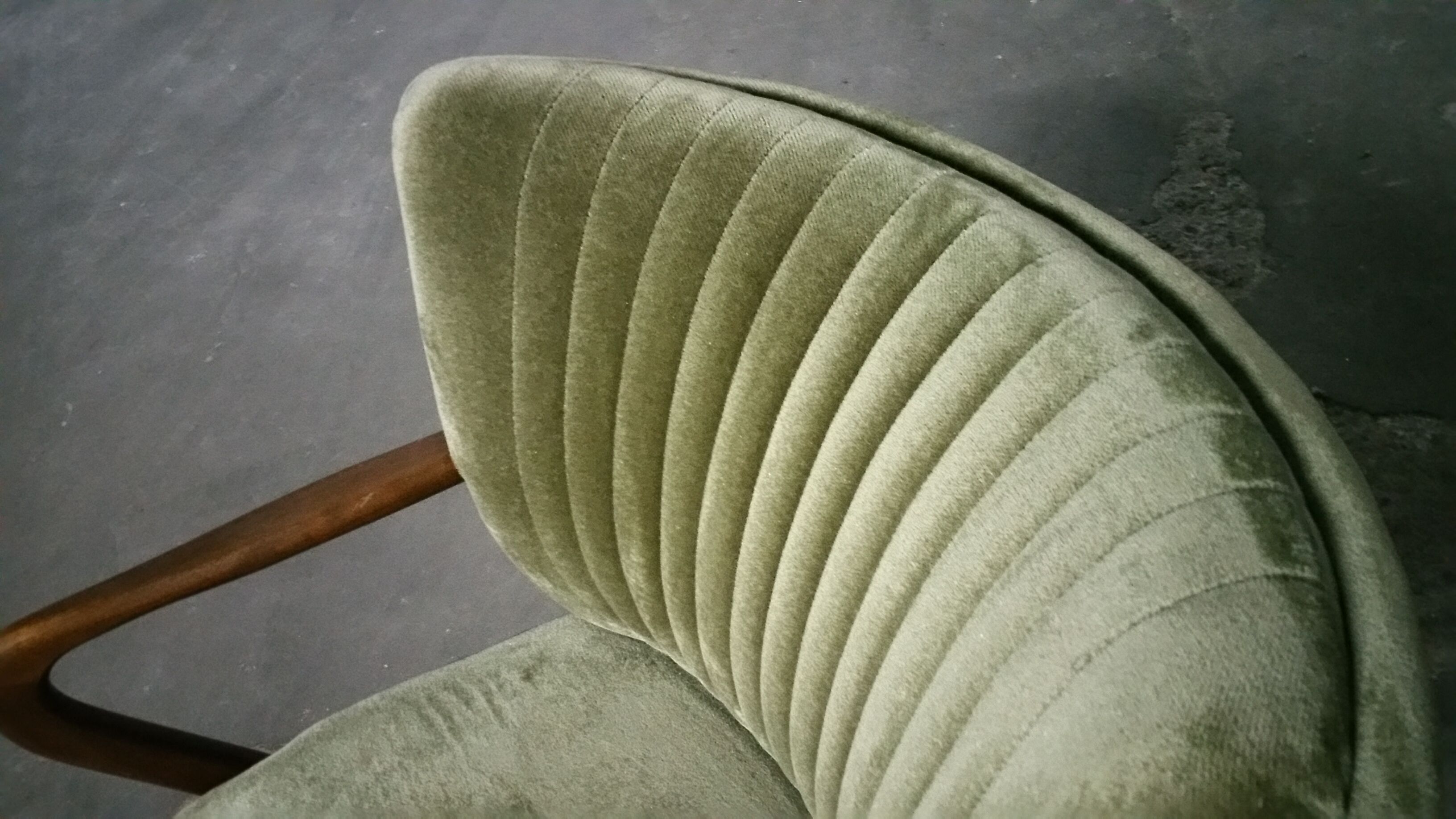 Chair vintage green 50-60 years