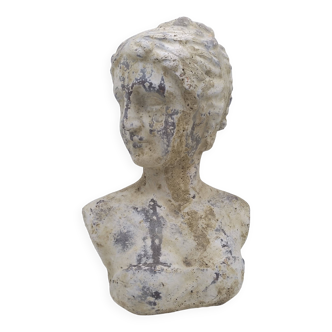 Antique bust.