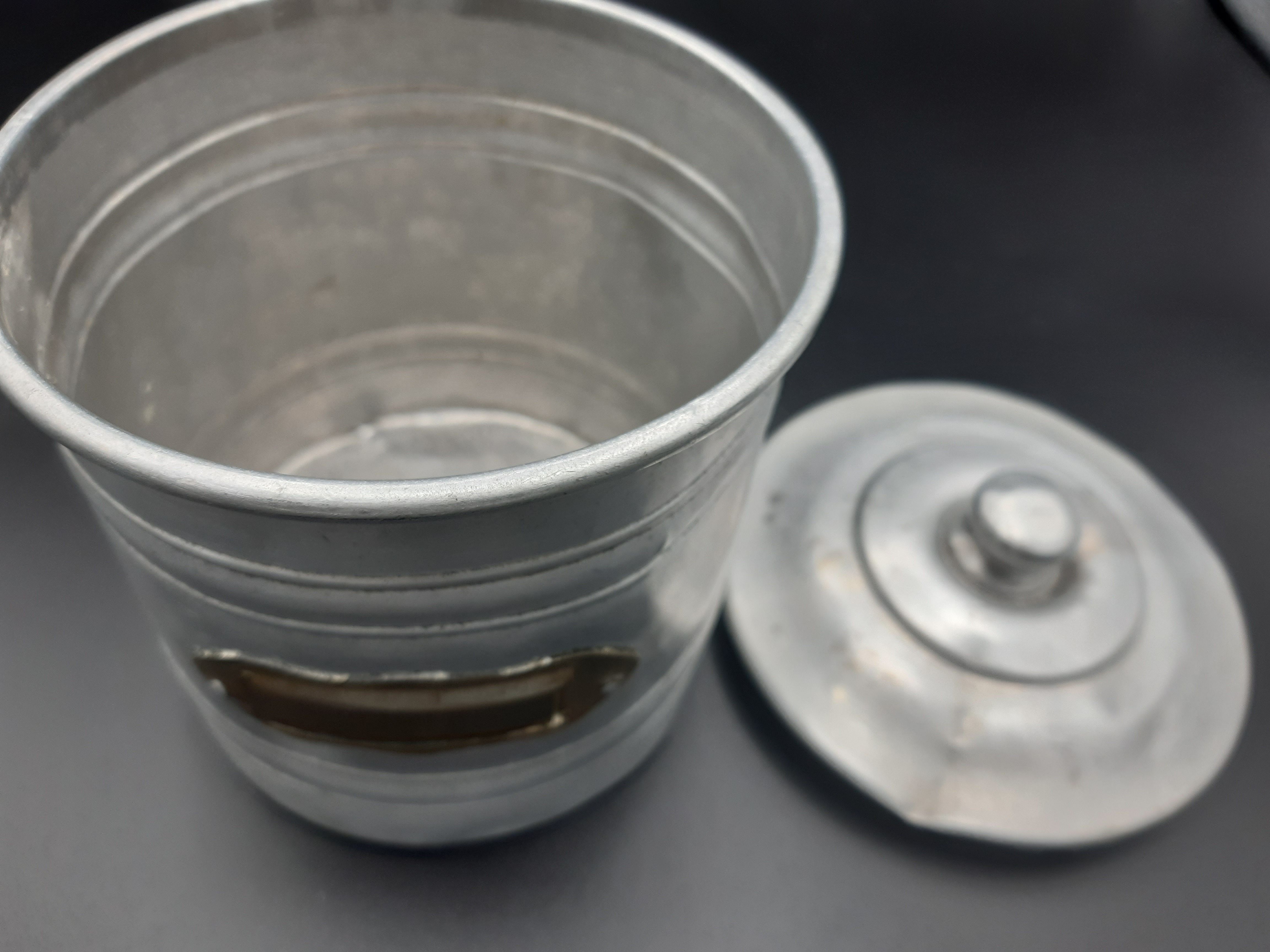 Set of 5 round boxes of aluminum, flour, sugar, coffee, tea, spice