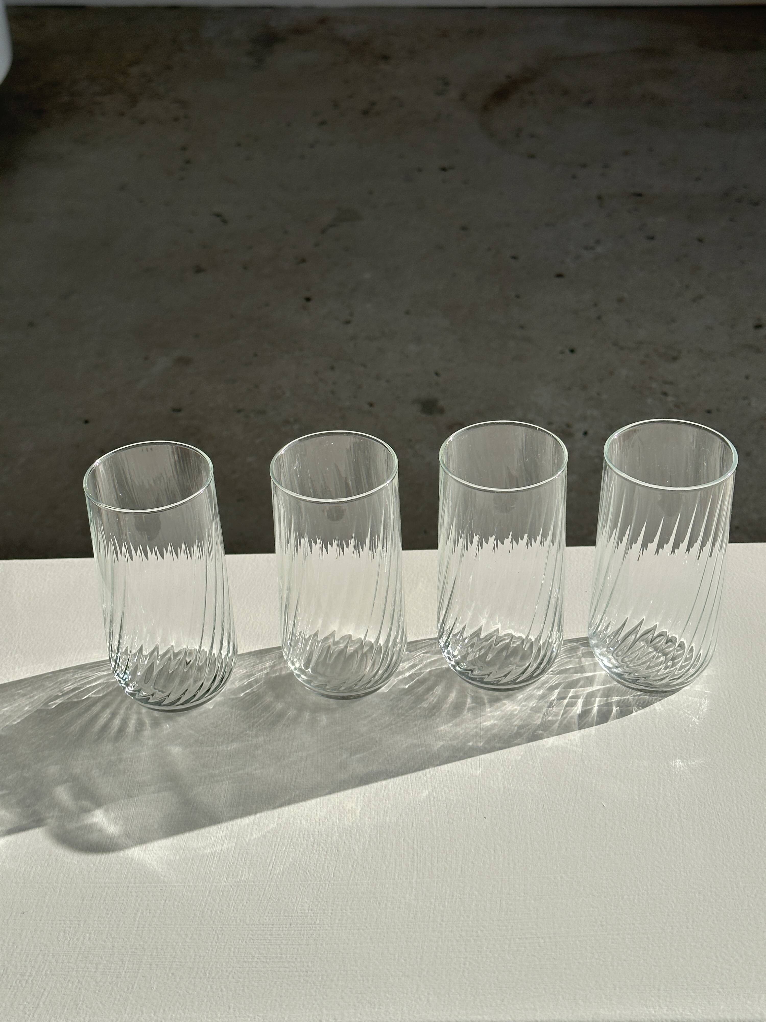 Lot de 4 verres à eau transparent torsadé H:12cm