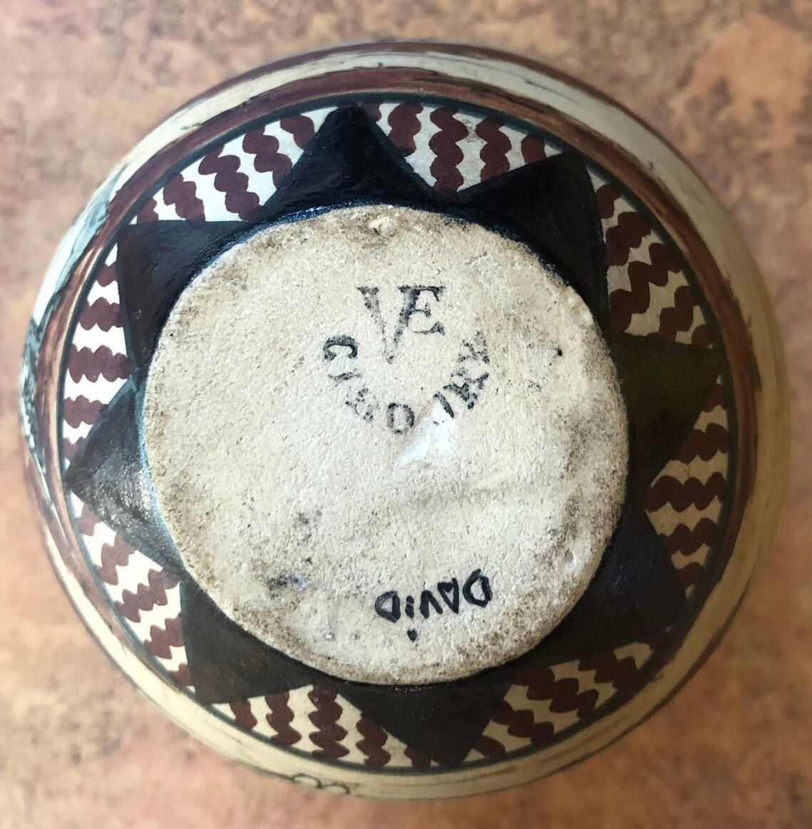 Stoneware vase from Ciboure