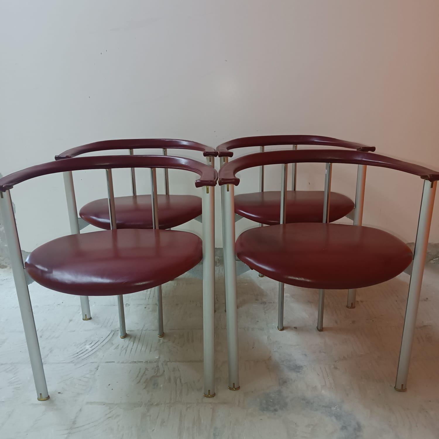 Set of 4 leather dining chairs