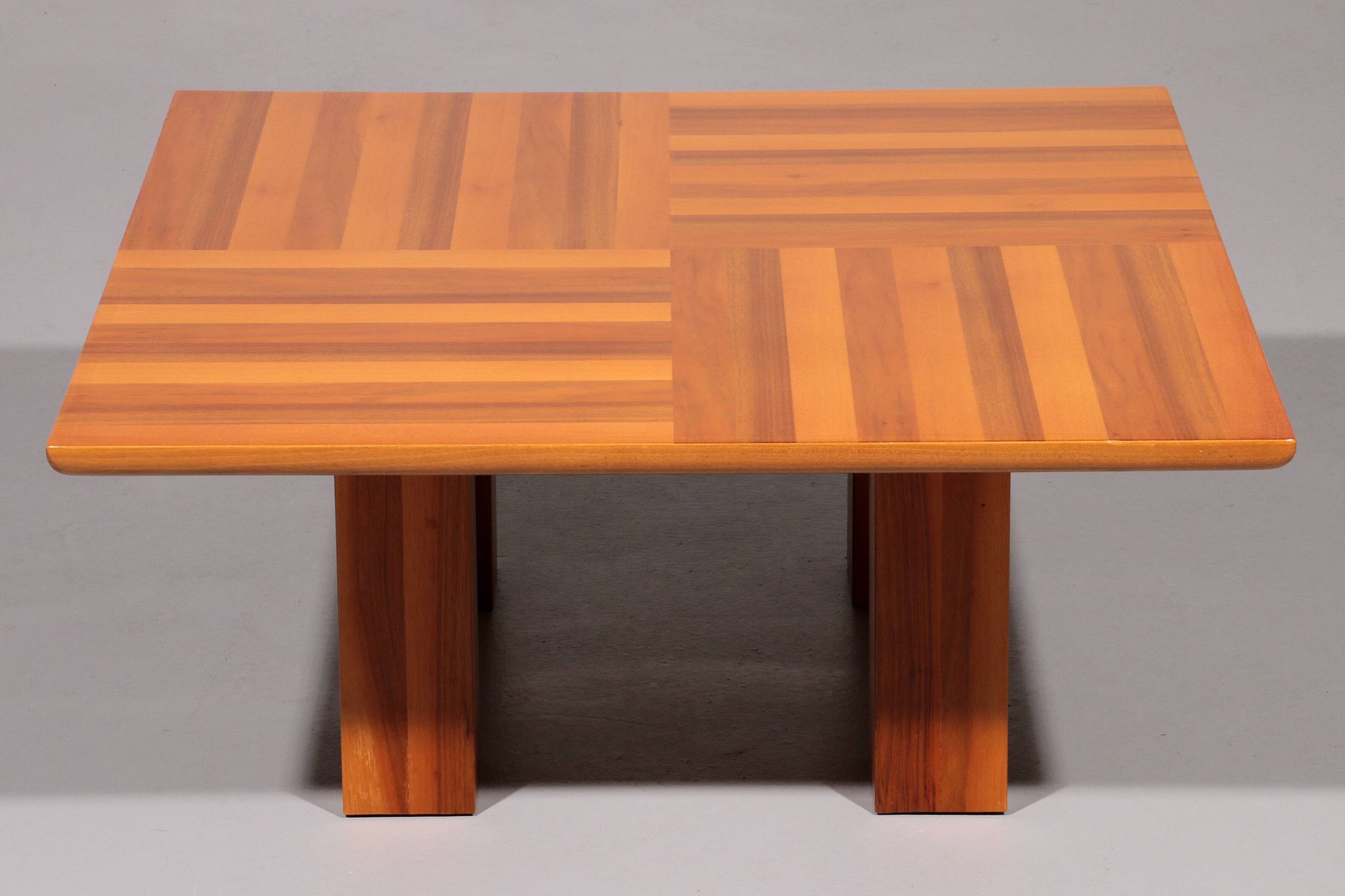Exquisite Walnut Coffee Table – A Masterpiece of Italian Modernis
